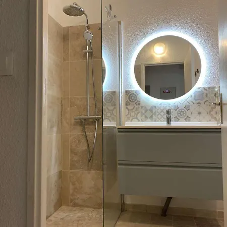 Maison 4 Pieces Climatisee - 6 Personnes - Cadre Paisible Avec Wifi - Fr-1-308-159 * לה לבאנדו