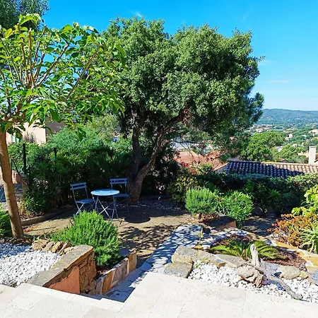 Maison 4 Pieces Climatisee - 6 Personnes - Cadre Paisible Avec Wifi - Fr-1-308-159 * Le Lavandou