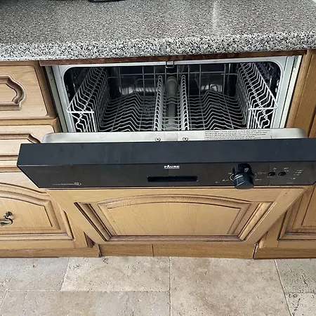 Maison 4 Pieces Climatisee - 6 Personnes - Cadre Paisible Avec Wifi - Fr-1-308-159 בית נופש *